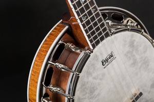 Uke banjo soprán s rezonátorem