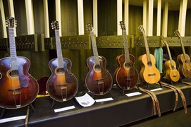 Velká výstava kytar